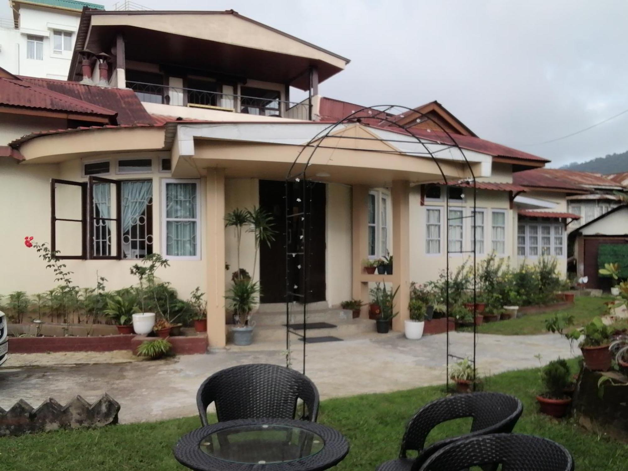 Montevideo Boutique Homestay Shillong Eksteriør billede